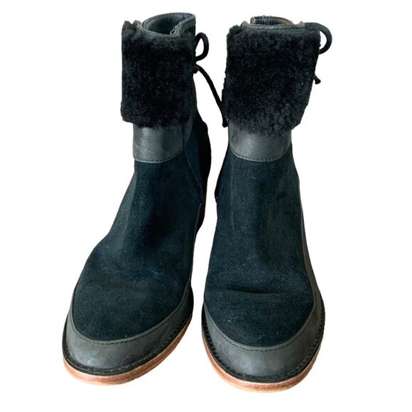 UGG Women's Kirke Suede Stacked Heel Booties Real Shearling Trim Black Size 7 - Picture 3 of 12